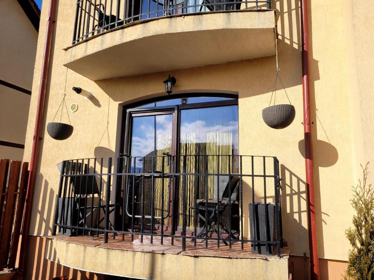 Dds Apartment Brasov Ngoại thất bức ảnh